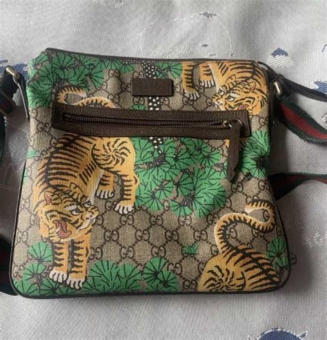 gucci tiger bag replica|Gucci tiger messenger bag.